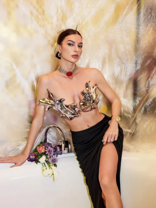 Armor Tops*Mew Mews Fashion O/S Alvaro Metallic Leafy Armor Top
