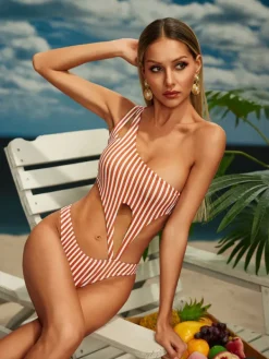 Swimwear*Mew Mews Fashion Bilge Striped Cutout One Piece Swimsuit