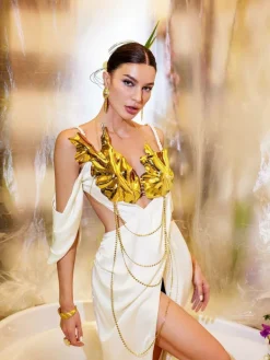 Armor Tops*Mew Mews Fashion O/S Bruno Metallic Leafy Chain Armor Top